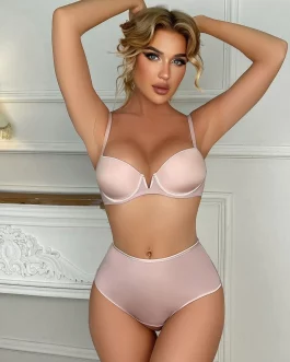 Ensemble de lingerie unicolore à armature